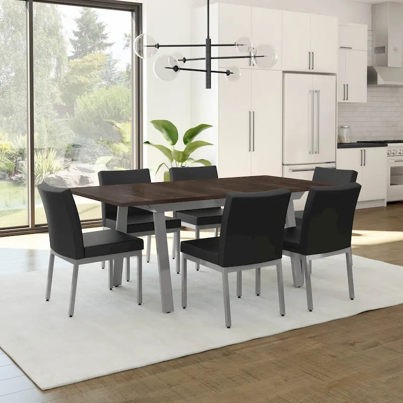 Chaises de salle à manger capitonnées avec cadre en métal