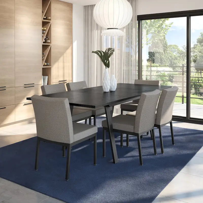 Chaises de salle à manger capitonnées avec cadre en métal