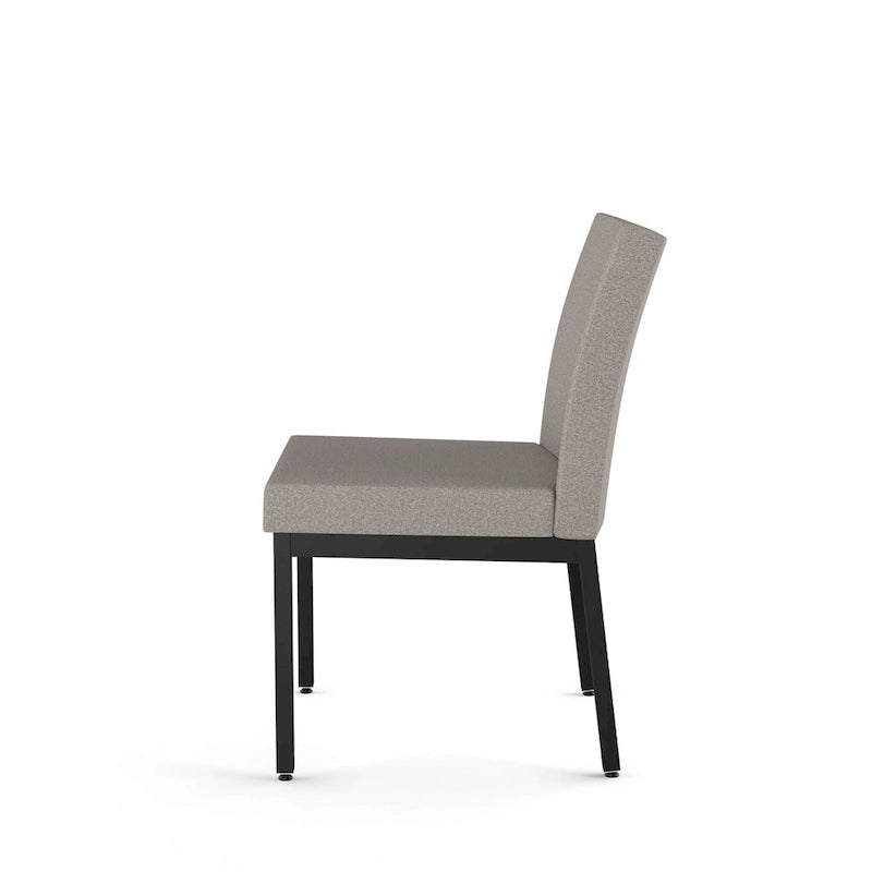 Chaises de salle à manger capitonnées avec cadre en métal