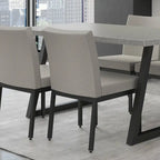 Chaises de salle à manger capitonnées avec cadre en métal
