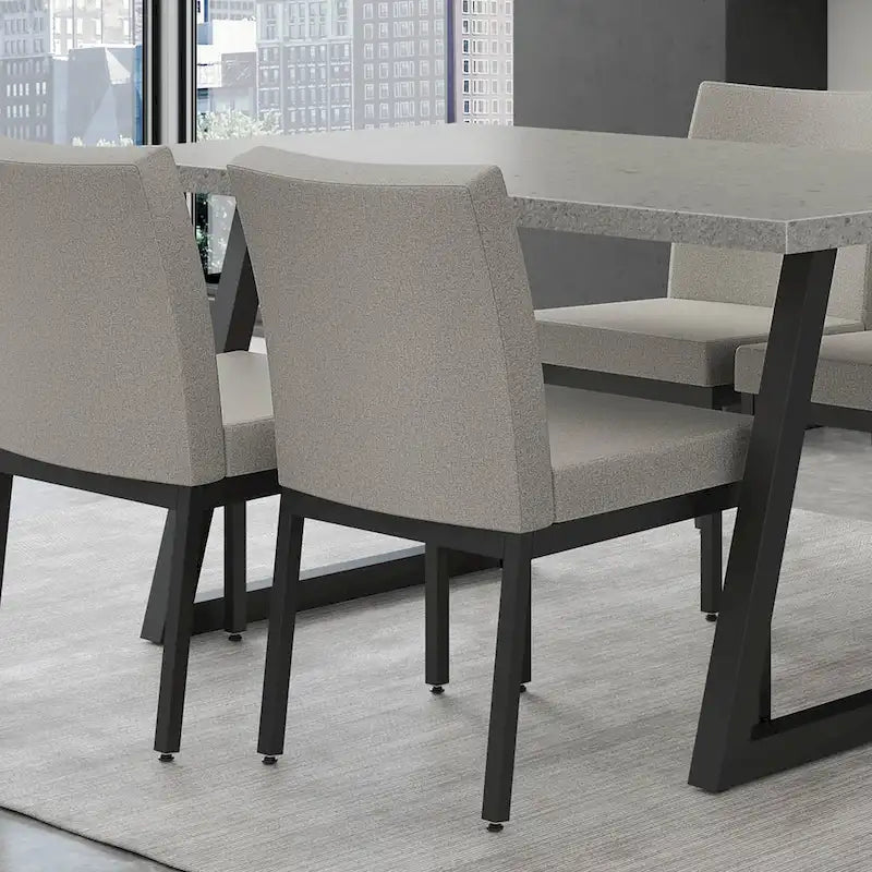 Chaises de salle à manger capitonnées avec cadre en métal