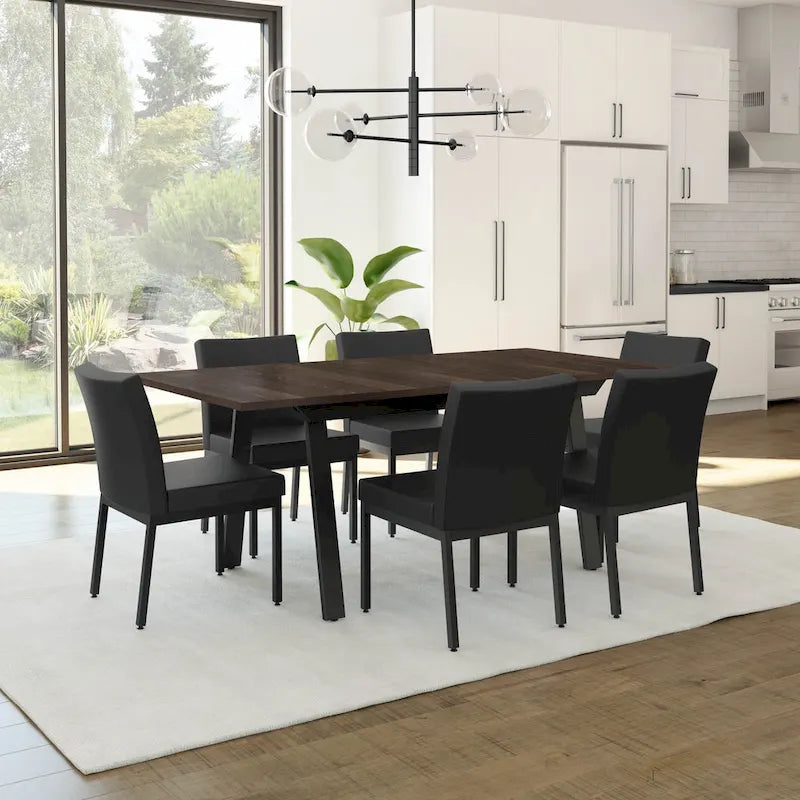 Chaises de salle à manger capitonnées avec cadre en métal