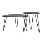 Tables gigognes peu encombrantes