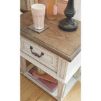 Table de chevet en bois blanc ébréché et marron à 1 tiroir