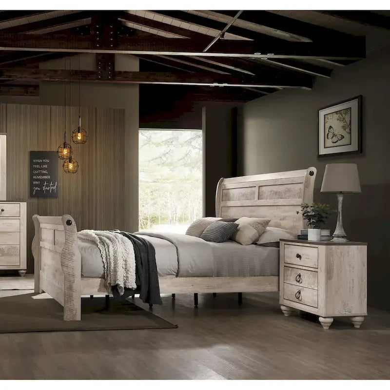 Ensemble de chambre à coucher contemporain au fini blanc délavé