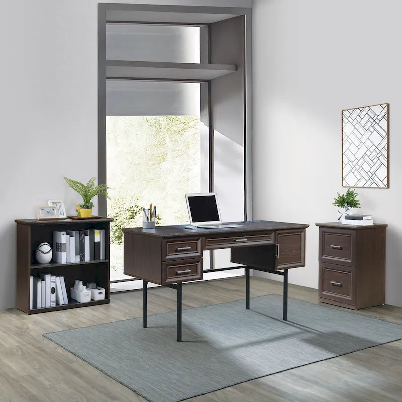 Bureau de direction avec prises de courant intégrées